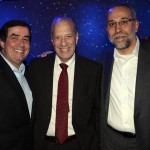 Ivo Lins e Rui Alves, da Flytour Gapnet, com Arnaldo Franken, da AD Viagens e Turismo Ivo Lins e Rui Alves, da Flytour Gapnet, com Arnaldo Franken, da AD Viagens e Turismo