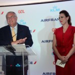 Patrick Alexandre durante a homenagem a Adriana Cavalcanti