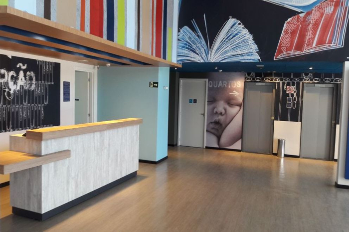AccorHotels inaugura ibis budget Murié em MG Lobby do ibis budget Muriaé