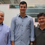 Carlos Prado, VP, Rubens Scwartzmann, presidente, e Tanabe, diretor-executivo da Abracorp Carlos Prado, VP, Rubens Scwartzmann, presidente, e Tanabe, diretor-executivo da Abracorp
