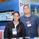 Danai Victori, do Turismo de Cuba, e Wesley Silva, da Sanchat Tour