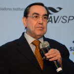 Prof. Luis Marins, palestrante Prof. Luis Marins, palestrante
