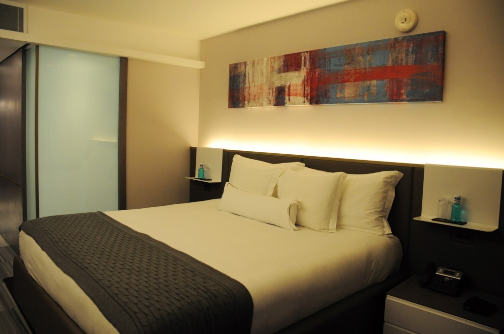 Quartos do LSH Barra Hotel seguem o mesmo padrão, o que muda é a vista