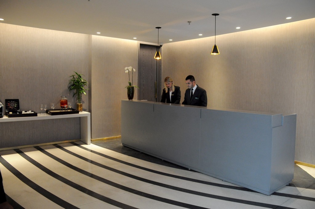 Cade encerra investigação e fecha acordo com Booking, Decolar.com e Expedia Recepção do LSH Barra Hotel