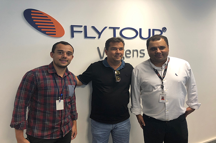 Flytour Viagens e Rio Grande do Norte discutem fomento no estado nordestino Amauri Vieira Barbosa, Coordenador de Produtos e Operações Nacionais, Ruy Gaspar, secretário de Turismo do Rio Grande do Norte, e Daniel Firmino, diretor de produtos nacionais e operações 02