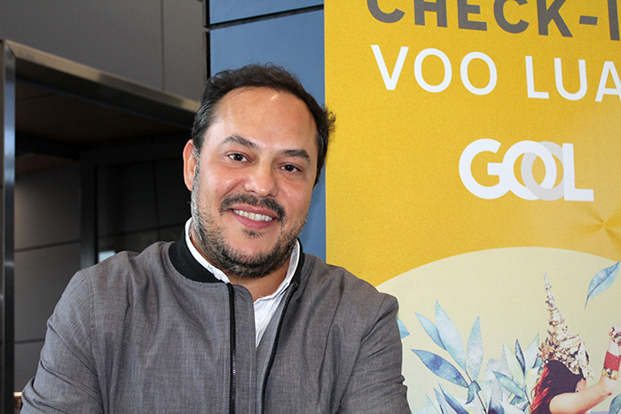 Veja fotos da ação da Gol em voo que marcou lançamento do clipe de Luan Santana 2 German Carmona, gerente de Marketing da Gol