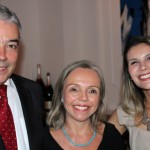 José Pereira com Caroline de Souza e Bianca Pereira, da Discover