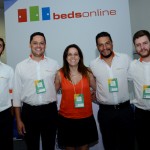 Juliana Luengo com sua equipe da Bedsonline Juliana Luengo com sua equipe da Bedsonline