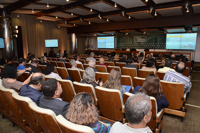 Tendências da economia compartilhada são destaque em seminário da CNC 1 Mais de 100 convidados