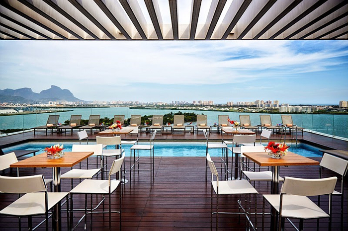 AccorHotels comemora fim de ano com promoções exclusivas Rooftop do Grand Mercure Rio de Janeiro Riocentro