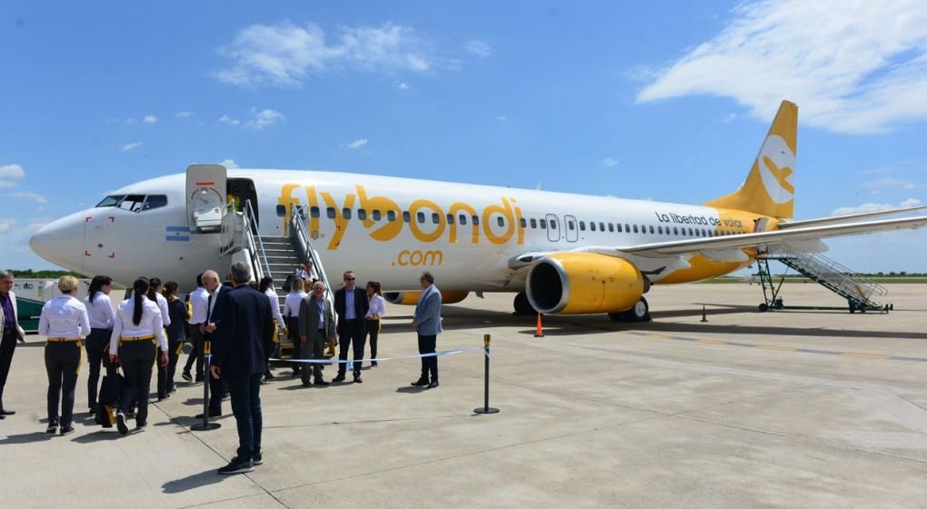 RIOgaleão celebra preferência das low-costs internacionais ao operar no Brasil 1 Flybondi(4)
