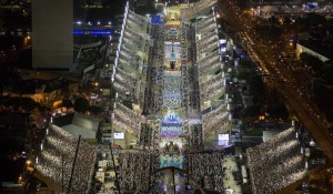 Palco do maior carnaval do mundo, Rio de Janeiro espera 1,5 milhão de turistas