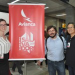 Alenka Kyslik, Andrés Garnham e Jay Lorenzana, da Global Eagle, empresa provedora de internet para o voo da Avianca
