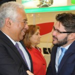 Antonio Costa, primeiro ministro de Portugal, cumprimenta Gilson Lira, da Embratur