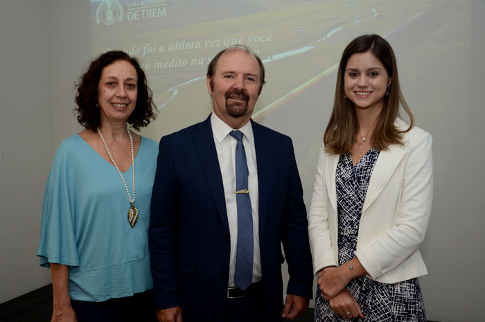 TT Operadora anuncia a Volta ao Mundo de Trem 2018 Cristiana Bernhard, Pablo Bernhard e Irina Fouquet, da TT Operadora