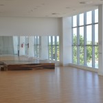 Espaço para aulas, localizado no andar superior