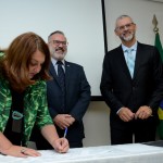Magda Nassar, presidente da Braztoa, Clovis Casemiro, da IGLTA, e Ricardo Gomes, da CCLGBTB