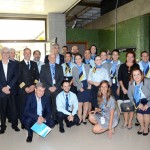 Presidente e diretores da Aerolíneas Argentinas com os funcionários da companhia