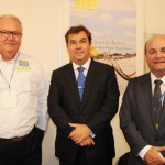 Roy Taylor, do M&E, Ruy Gaspar, secretário de Turismo do RN, e Abdon Gosson, presidente da ABAV-RN