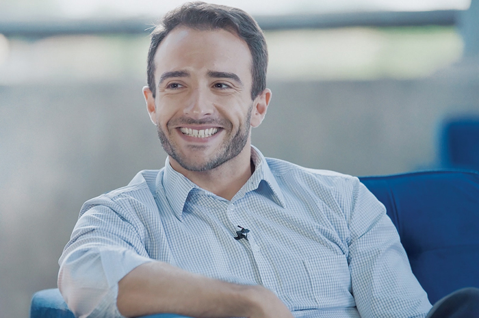 Latam veicula nova entrevista da campanha “Conexões Latam” Renato Camargo