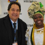 A baiana Marli com o secretário de Turismo da Bahia, José Alves