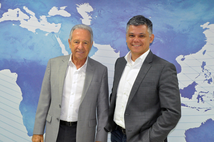 Edson Akabane assume direção da Visual Turismo no lugar de Afonso Louro 1 Afonso Louro, diretor Geral, e Edson Akabane, head de Vendas da Visual Turismo
