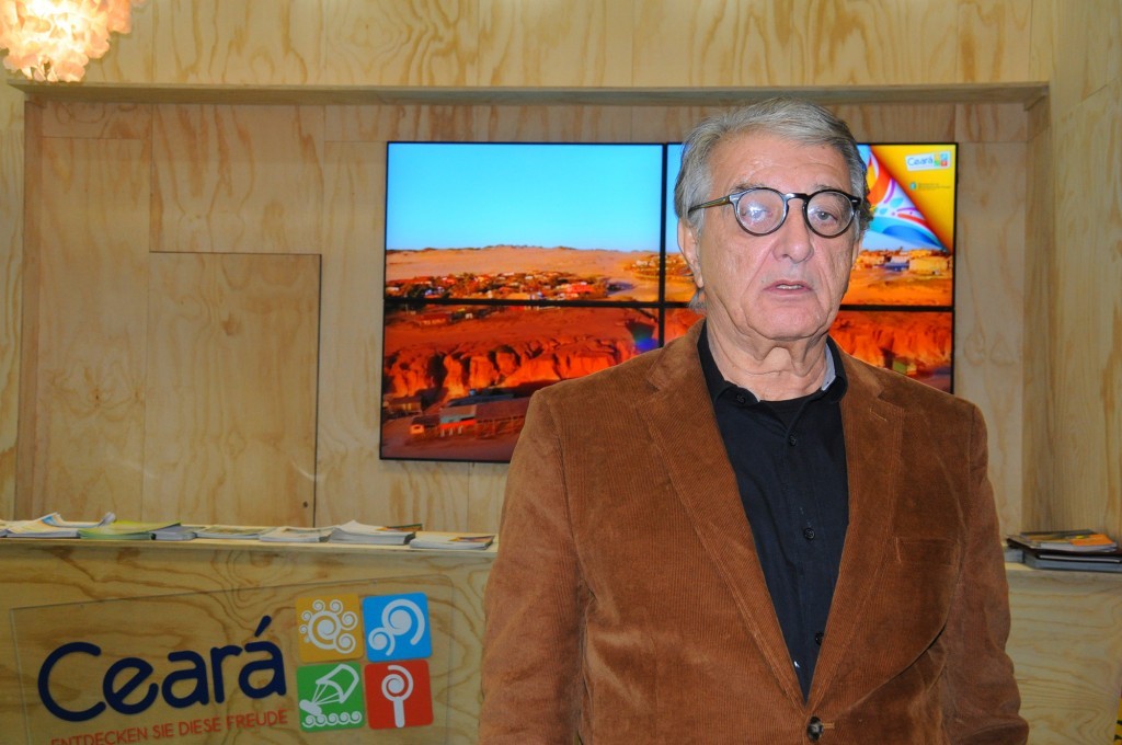 Ceará pode ganhar novos voos internacionais ainda este ano, diz secretário 1 Arialdo Pinho, secretário de Turismo do CE no estande da ITB