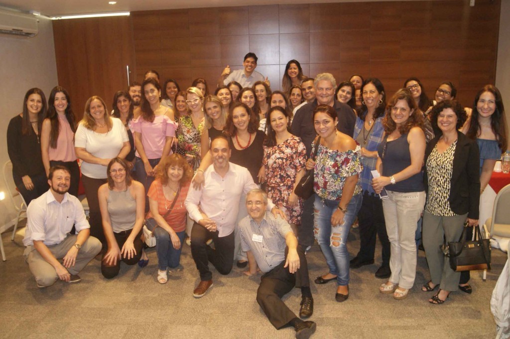 Nova Operadora e TAP realizam rodada de conhecimento com organizadores de circuitos Evento contou com a participação de operadoras que organizam circuitos de viagens