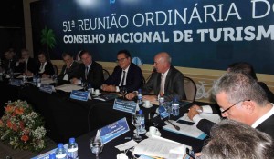 Conselho Nacional de Turismo assina moção para transformar Embratur em agência