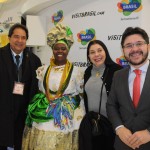 José Alves, secretário de Turismo da BA, a baiana Marli, Regina Ahmed, da Bahiatursa, e Gilson Lira, da Embratur