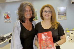 Marlene de Sousa visitou a sede do M&E e foi recebida por Mari Masgrau, diretora de Vendas