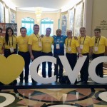 O diretor geral da Emirates no Brasil, Stephane Perard, com o time da CVC (da esq. p dir) Cristiano Placeres, Nathalia Moura, Valter Patriani, Claiton Armelin, Emerson Belan, Fábio Mader e Sylvio Ferraz O diretor geral da Emirates no Brasil, Stephane Perard, com o time da CVC (da esq. p dir) Cristiano Placeres, Nathalia Moura, Valter Patriani, Claiton Armelin, Emerson Belan, Fábio Mader e Sylvio Ferraz