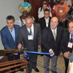 Corte da fita: Fernando Dias, representando o presidente da Abav Nacional, Carlos Palmeira, Gustavo Arrais, secretário de Turismo de Minas Gerais,  José Mauricio, presidente da Abav-MG e Paulo Pedroza