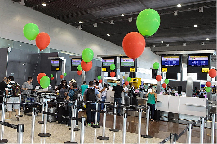 Mais de 1 mil passageiros participaram das comemorações de aniversário da TAP no Brasil Aniversário 73 anos da TAP no Brasil