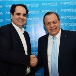Eduardo Bernardes, da GOL, e Gustavo Santos, ministro de Turismo da Argentina