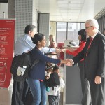 Gargioni recebe os passageiros do primeiro voo de SP para Vitória (ES)