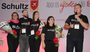 Veja fotos deste 2° dia de Convenção Schultz em Petrópolis-RJ