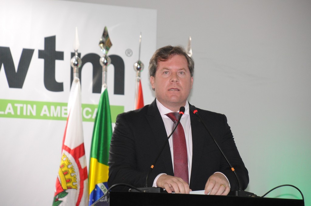 Em despedida oficial do MTur, Marx Beltrão celebra legado: "quem sabe eu volto?" Marx Beltrão, ministro do Turismo