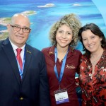 Raquel Queiroz e Silvio Paez, do Sandals, e Jaqueline Rodrigues, da MGM