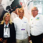 Ricardo Fazzini, secretario de Turismo de Ilhabela, com Rosa Masgrau e Roy Taylor, do M&E