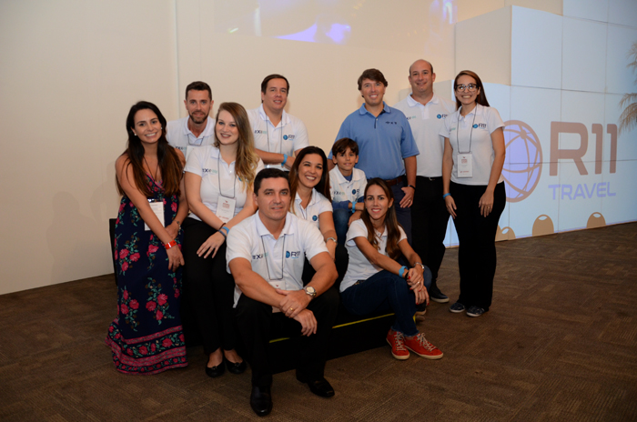 R11 patrocina almoço no primeiro dia de capacitações do Encontro Ancoradouro; fotos 1 Equipe da R11 durnte o Encontro Ancoradouro