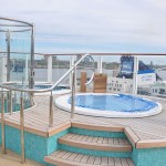 Jacuzzis próximas da área da piscina