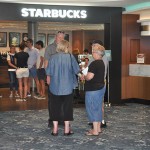 Loja do Starbucks a bordo Loja do Starbucks a bordo