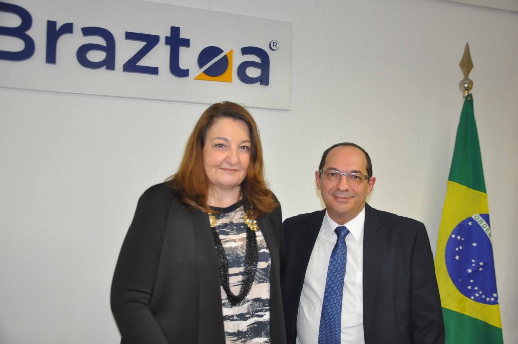 Magda Nasser, presidente da Braztoa, e Márcio Nascimento, diretor de Marketing do MTur
