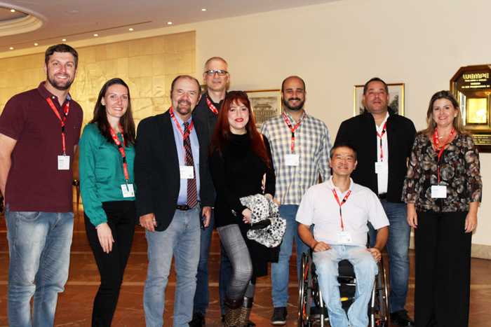 Delegação de operadores do Brasil é recepcionada em Dresden para edição da GTM, que começa neste dia 06 1 Operadores brasileiros com Margaret Gratham da DZT