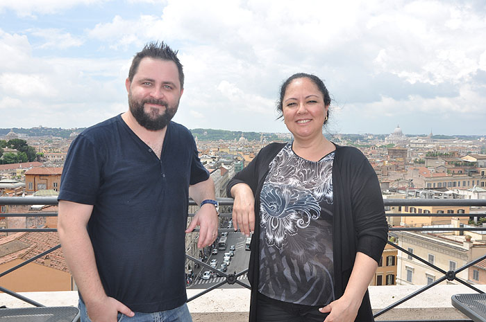 Flytour e Enit levam agentes para conhecer Castelli Romani, em Roma 1 Rodrigo Fritsche, da Flytour Gapnet Consolidadora, e Mirella Morici, da Enit