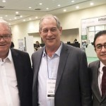 Roy Taylor, do M&E, Ciro Gomes, e Manoel Linhares, presidente da ABIH Nacional