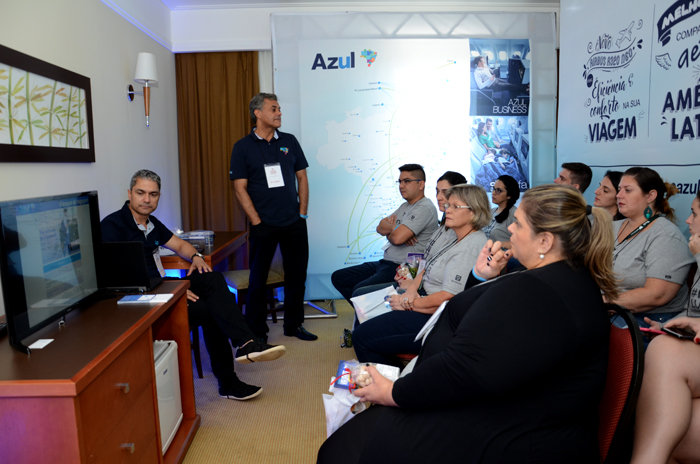 No encontro Ancoradouro, Azul destaca início dos voos para Paris 1 Valcir Teixeira e Joaquim Domingos, da Azul