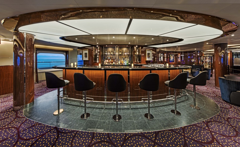 Seabourn recebe o luxuoso Seabourn Ovation com 300 suítes dd8b6bc1fb8a92ae906801e96009d2d5