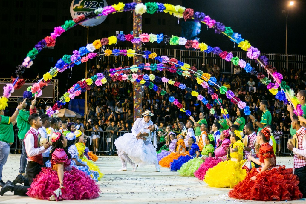 Arraial de Belo Horizonte iniciou neste fim de semana para mais de 40 mil pessoas